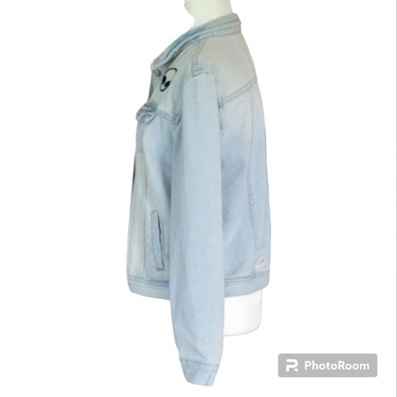 Brandy Melville Denim Jacket Alien Head Patch Distressed Trucker Size Large - Picture 4 of 13